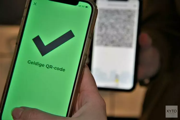 Zwembad Hilversum hoeft voorlopig geen coronatoegangsbewijs te controleren voor zwemles