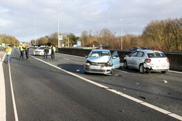 Ongeval tussen meerdere voertuigen op A1