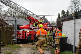 Boom valt bijna op spoor, treinverkeer stilgelegd bij Bussum