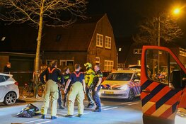 Voetganger geschept door bezorgdienst, slachtoffer zwaargewond