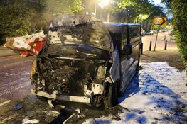 Bestelbus uitgebrand in Hilversum