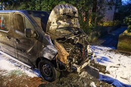 Bestelbus uitgebrand in Hilversum