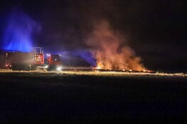 Brand aan de rand van Bussumerheide, mogelijk door vuurwerk