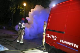 Scooter door brand verwoest in park in Hilversum