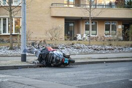 Snorscooter aangereden door auto in Hilversum