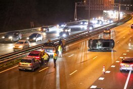 Uur vertraging door botsing met meerdere voertuigen op A1