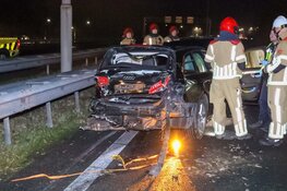 Auto gecrasht: drie inzittenden op de vlucht