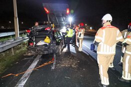 Auto gecrasht: drie inzittenden op de vlucht