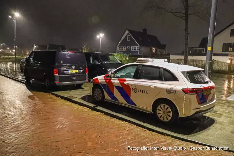 Politie-onderzoek in woning na aantreffen overleden persoon
