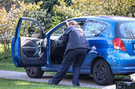 Mannen stelen scooter en verliezen geld op treinspoor in Hilversum