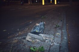 Automobiliste krijgt ongeluk op rotonde in Hilversum