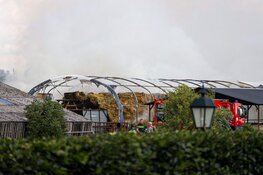 Brand bij agrarisch bedrijf in Loosdrecht
