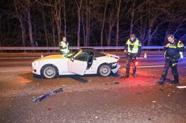 Ernstig ongeval op A1, twee auto's gebotst richting Amsterdam