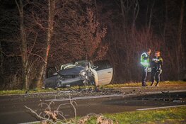 Drie gewonden bij frontale aanrijding in Kortenhoef