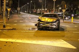 Aanrijding op kruising in Hilversum