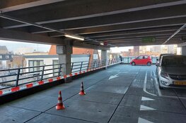 Persoon gewond na val bij Hilvertshof