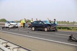 Kopstaartbotsing met meerdere voertuigen op A27 bij Blaricum