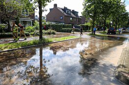Wateroverlast voor tweede keer in twee jaar in straat in Naarden