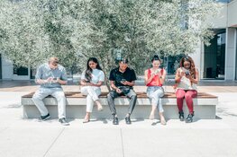 Onderzoek telefoongebruik Nederlanders: twee op de drie wil altijd bereikbaar zijn