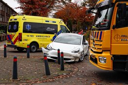 Botsing op kruising Berlagelaan in Hilversum