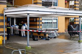 Dode gevonden aan Ambrosiushof in Hilversum: politie doet onderzoek