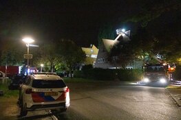 Brandweer uren bezig bij schoorsteenbrand in Naarden