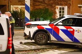 Politieauto botst tegen andere auto onderweg naar reanimatie