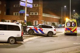 Politieauto botst tegen andere auto onderweg naar reanimatie