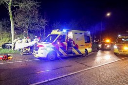 Automobilist bekneld na eenzijdig ongeval