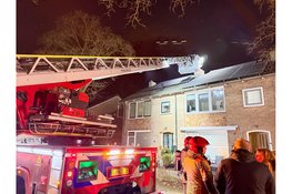 Schoorsteenbrand bij woning aan Jan van Galenstraat in Huizen