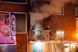 Kerstboom op balkon in brand in Bussum