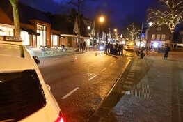 Zwangere vrouw aangereden door auto op zebrapad. Bestuurder doorgereden