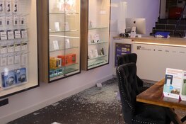 Nachtelijke inbraak bij telefoonwinkel in Bussum