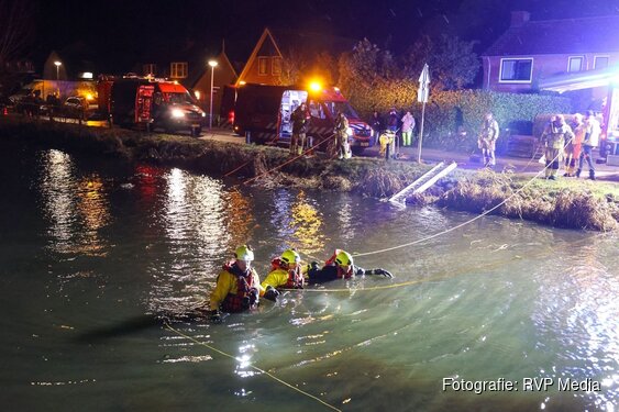 Fiets aangetroffen langs kanaal in 's Graveland, veel hulpdiensten ter plaatse
