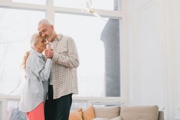 Ouderen blijven langer thuis wonen: wat betekent dat voor je woning?