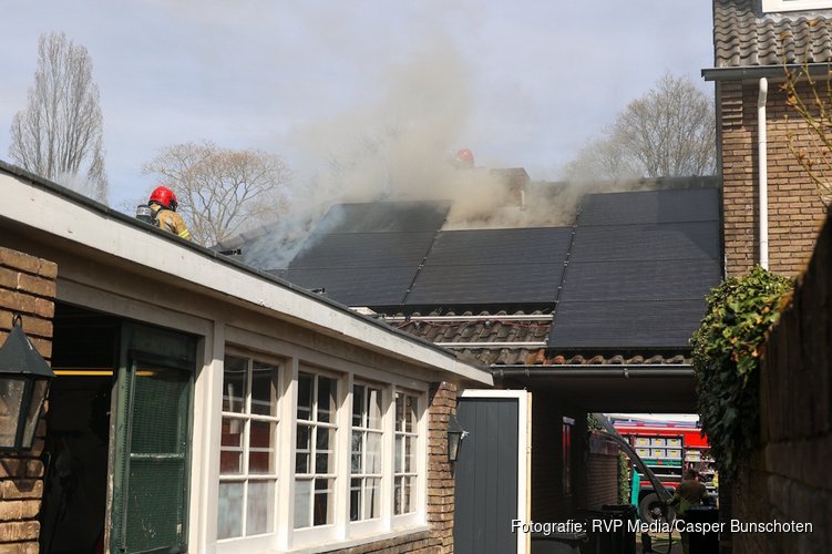 Fikse brand in aanbouw van woning in Bussum