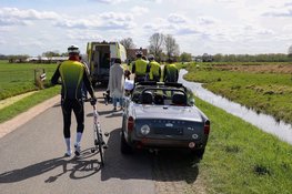 Wielrenner gewond na aanrijding met auto