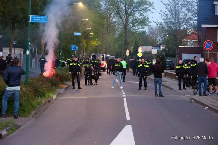 ME grijpt weer in bij demonstratie tegen komst AZC in Loosdrecht