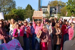 Grote opkomst bij demonstratie Loosdrecht