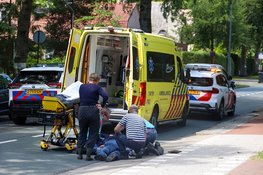 Fietser gewond na aanrijding met auto in Hilversum