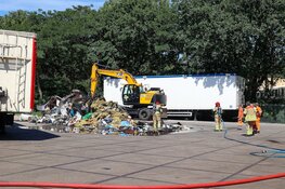 Brand ontstaan in container van vuilniswagen