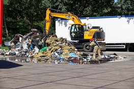 Brand ontstaan in container van vuilniswagen