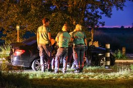 Drie gewonden na kop-staartbotsing in Naarden