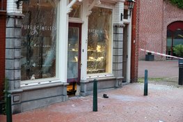 Explosie en inbraak bij juwelier in Bussum