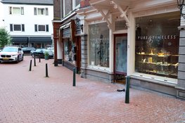 Explosie en inbraak bij juwelier in Bussum