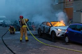 Autobrand aan de Bovenmaatweg in Huizen