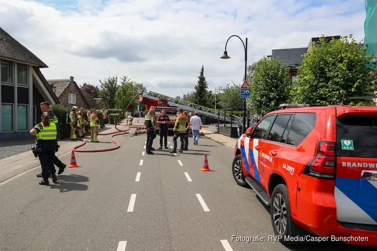 Brand op dak van woning Loosdrecht snel geblust