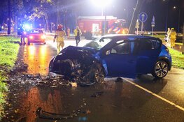 Meerdere gewonden na frontale botsing op de Zuiderzee in Huizen: weg volledig afgesloten