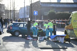 Twee gewonde na ongeluk tussen scooter en auto