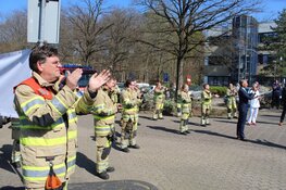 Brandweer Blaricum en Laren bedanken zorgmedewerkers